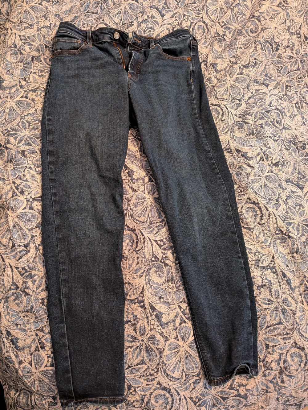 Universal Thread 12S Dark Blue Skinny Jeans